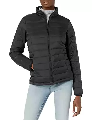Amazon Essentials Women's Lightweight Long-Sleeve Water-Resistant Packable Puffer Jacket
